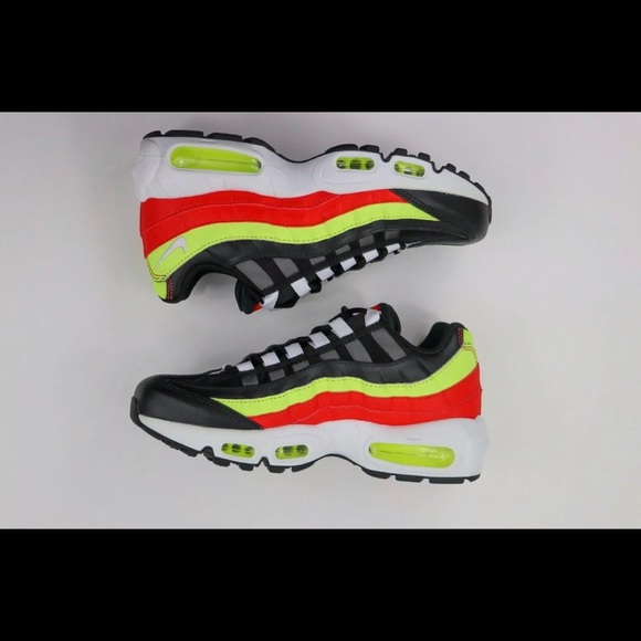 Nike Air Max 95 Volt Habanero Red Women MultiSize - Picture 3 of 7